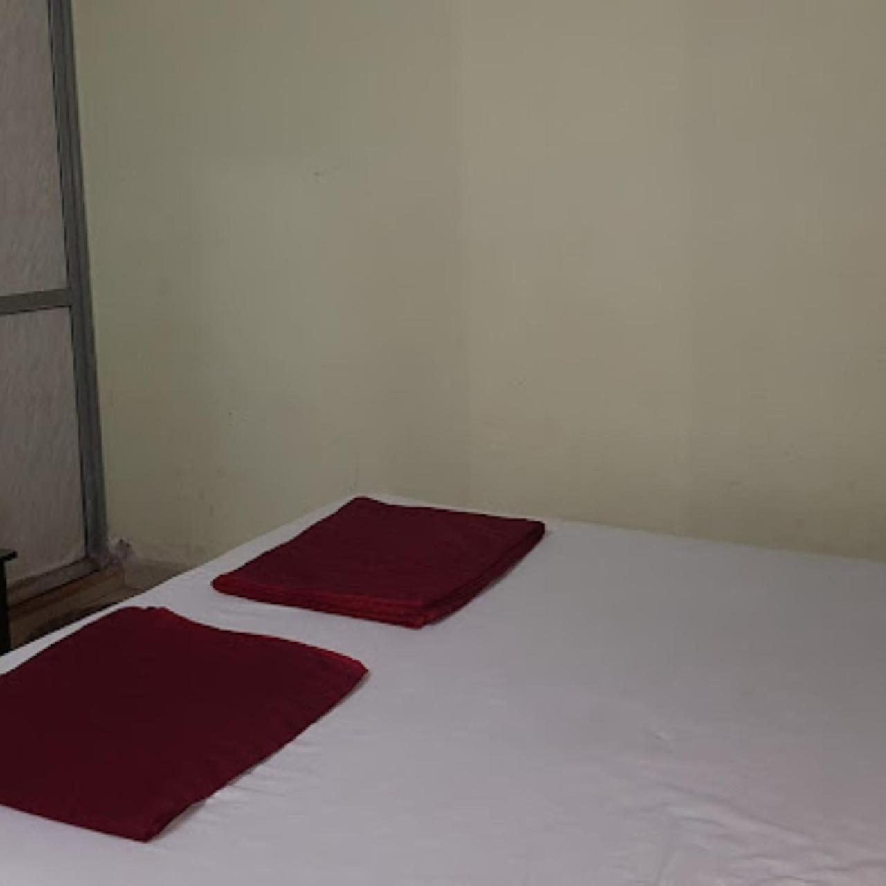 Hotel Anjali Palace Bhuj Buitenkant foto